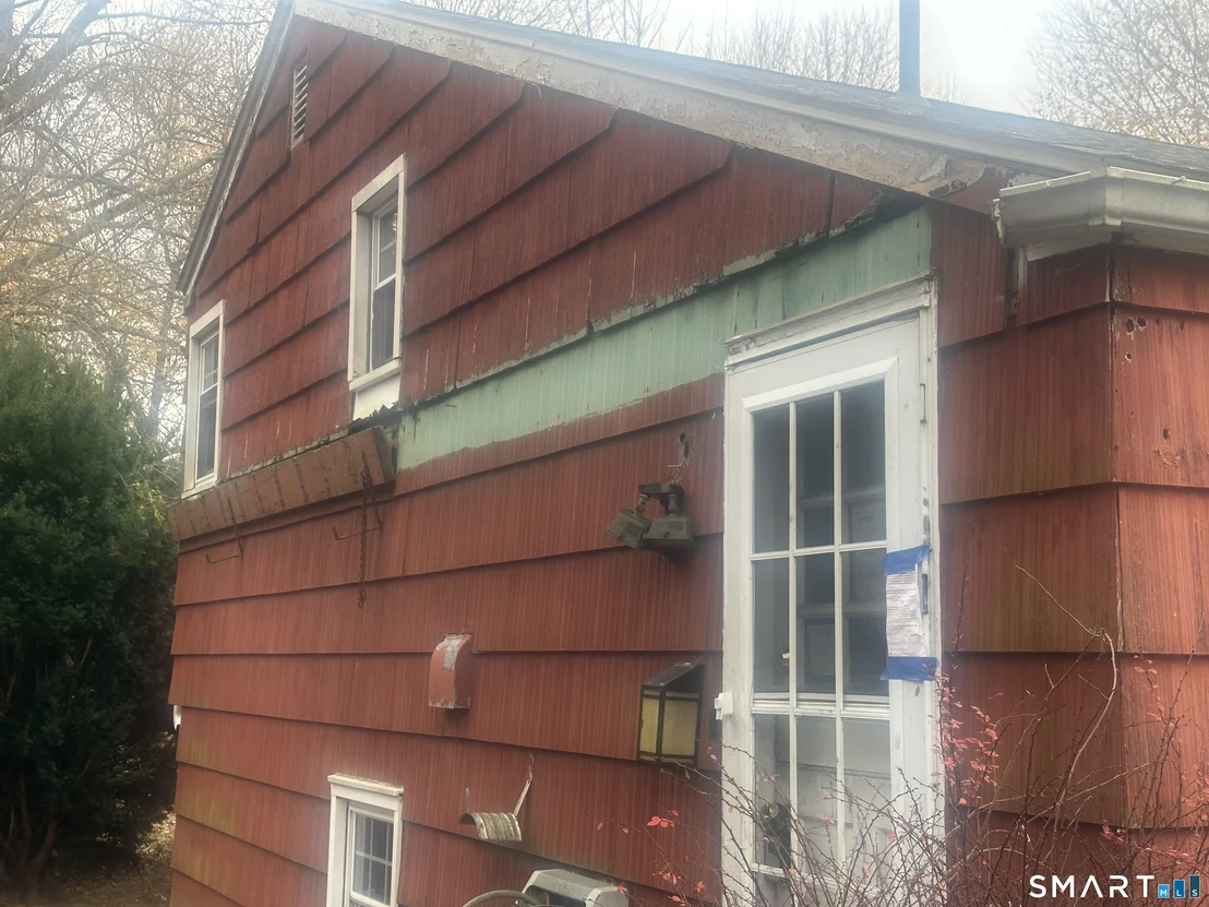 Photo of 779 Ellington Road