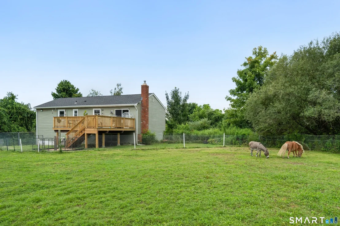Photo of 8 Meadow Drive