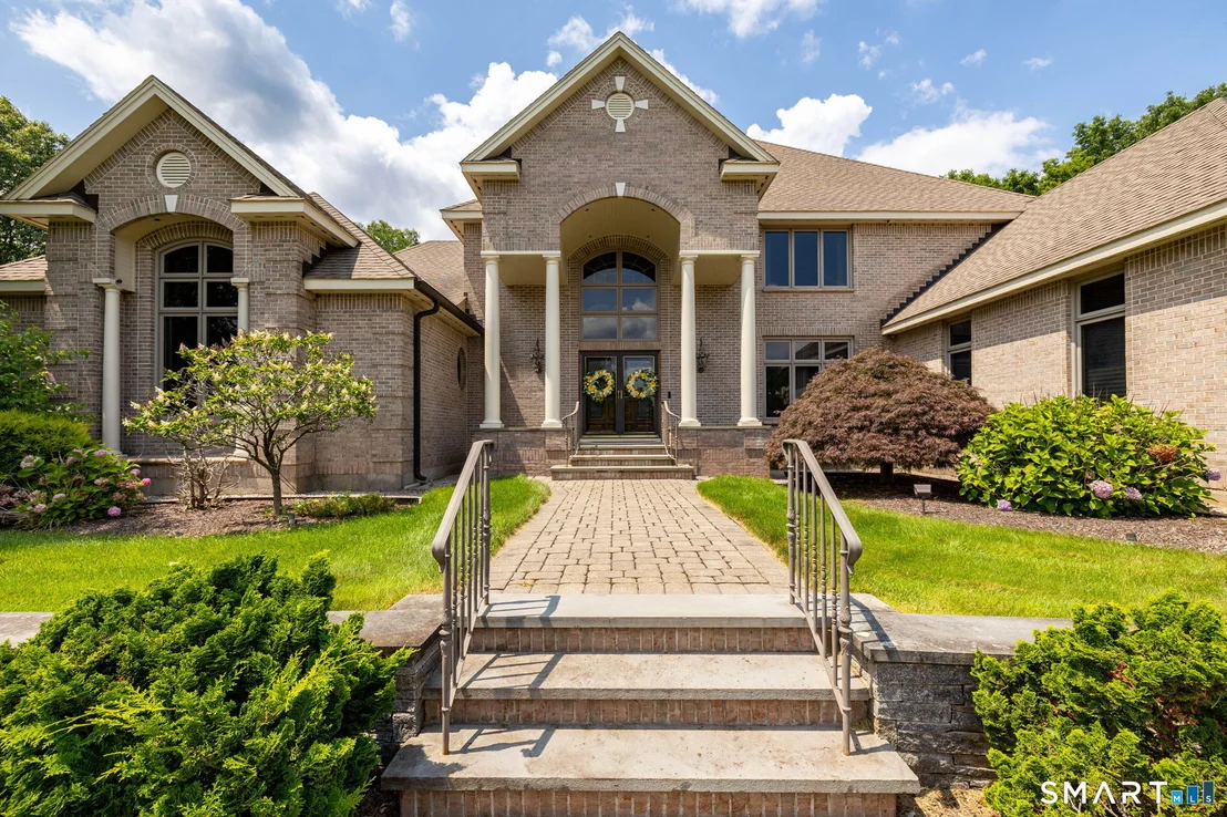 Photo of 122 Windward Place