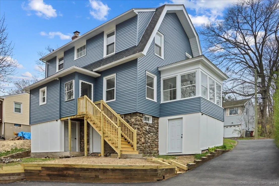 Photo of 64 Hill Street