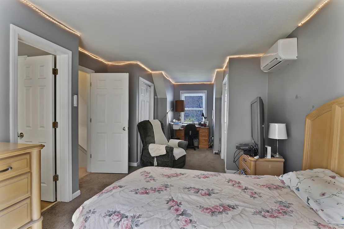Photo of 202 Upper Valley Road