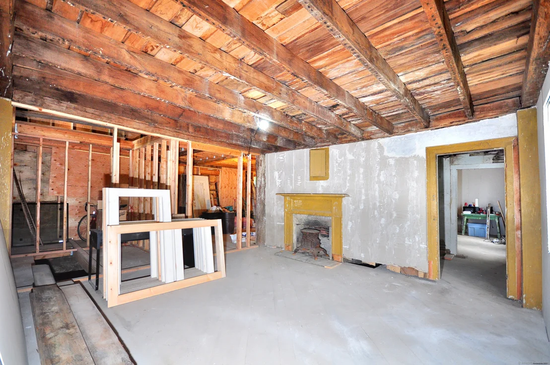 Photo of 30 Chestnut Hill Road