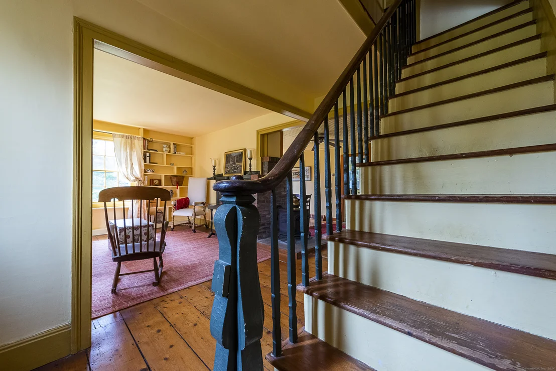 Photo of 126 Beaver Brook Road