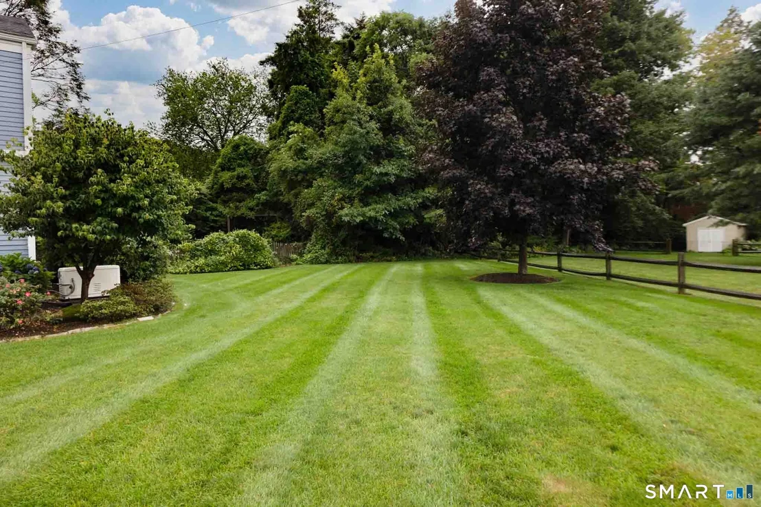 Photo of 140 Round Hill Road