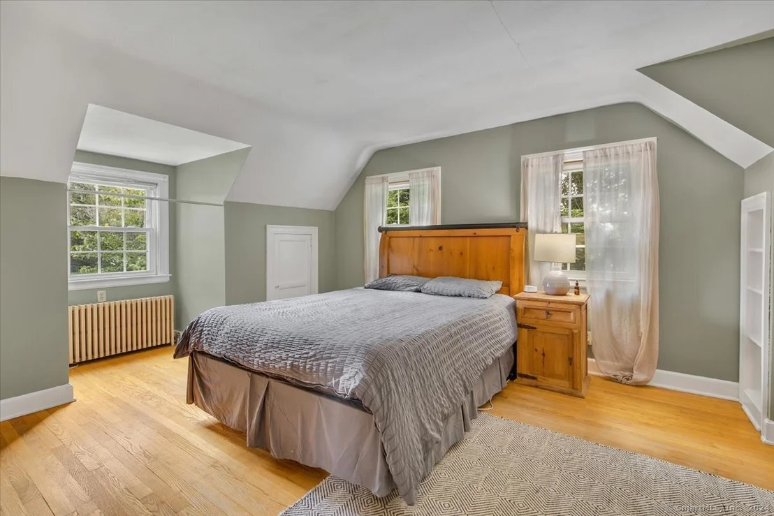 Photo of 719 Randolph Road