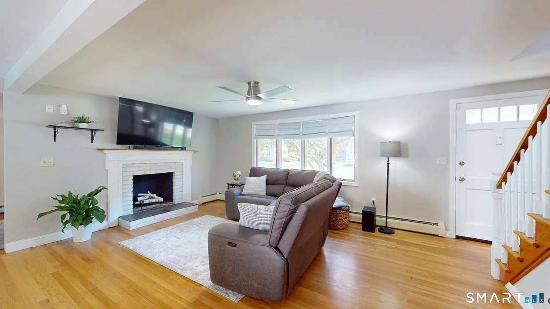 Photo of 11 Hemlock Drive