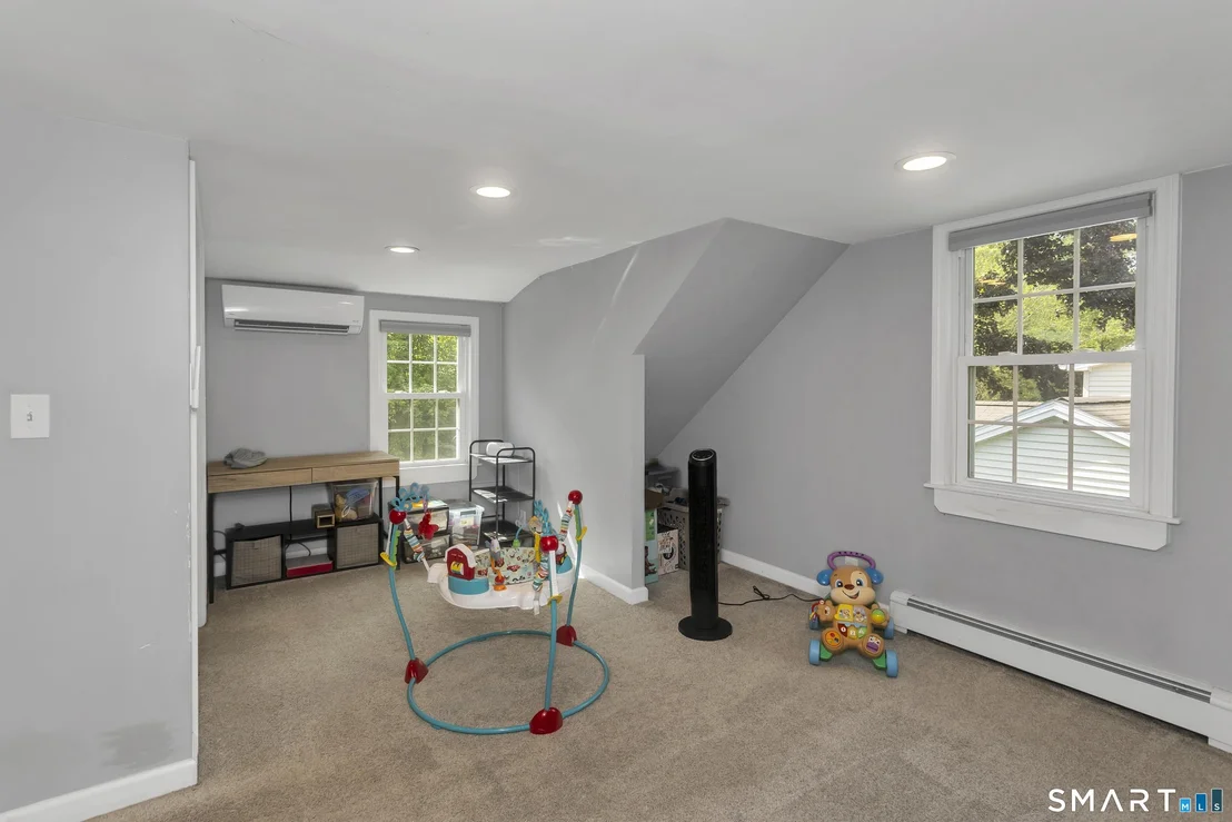 Photo of 18 Wilstar Circle