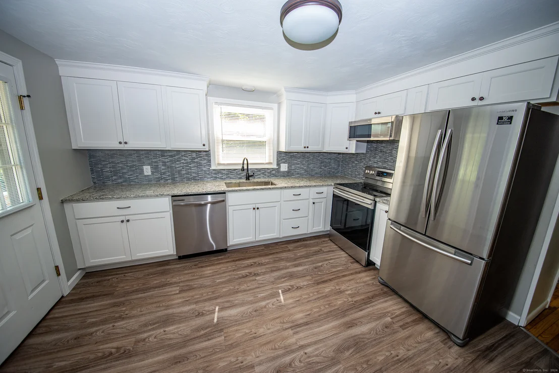 Photo of 28 Dune Road