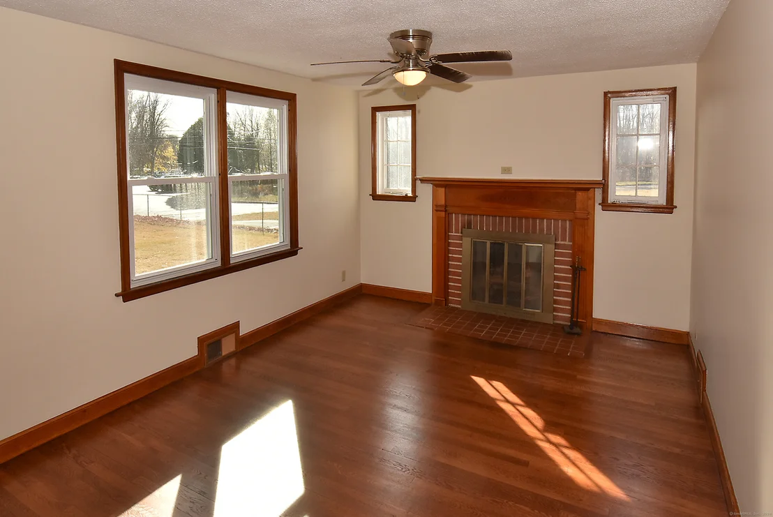 Photo of 650 Pigeon Hill Road