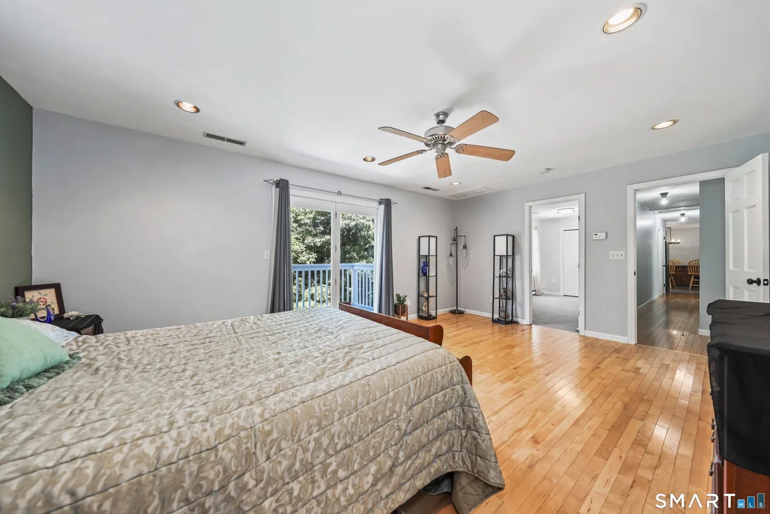 Photo of 49 Schenck Lane
