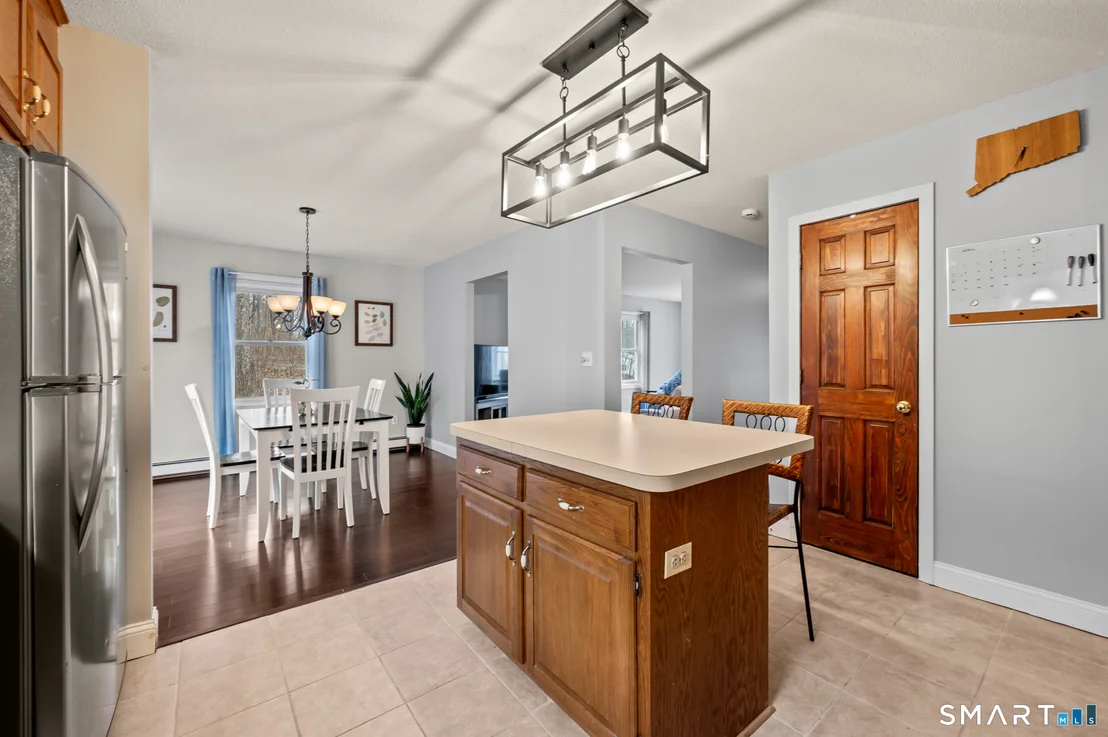 Photo of 146 Lakeside Drive