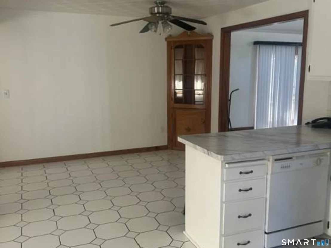 Photo of 16 Howard Avenue
