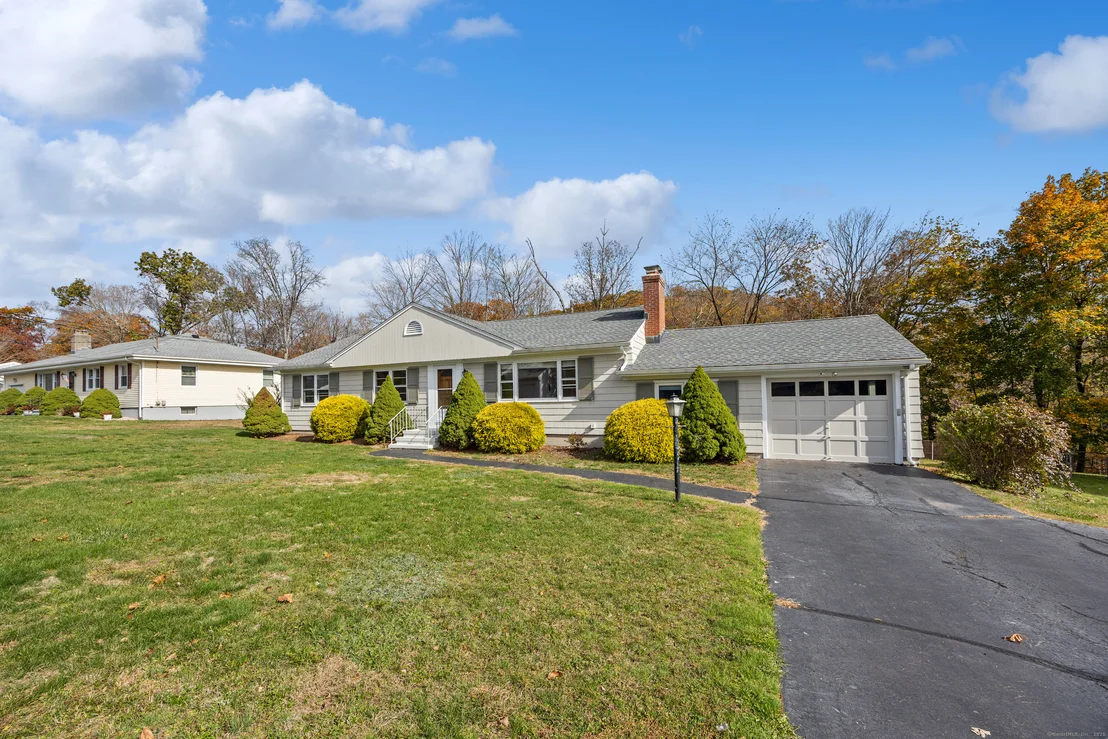 Photo of 40 Macarthur Drive
