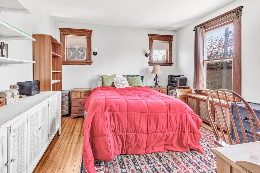 Photo of 81 Putnam Avenue