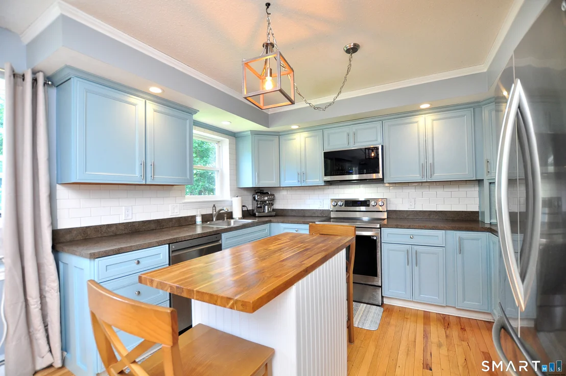 Photo of 11 Spice Bush Lane