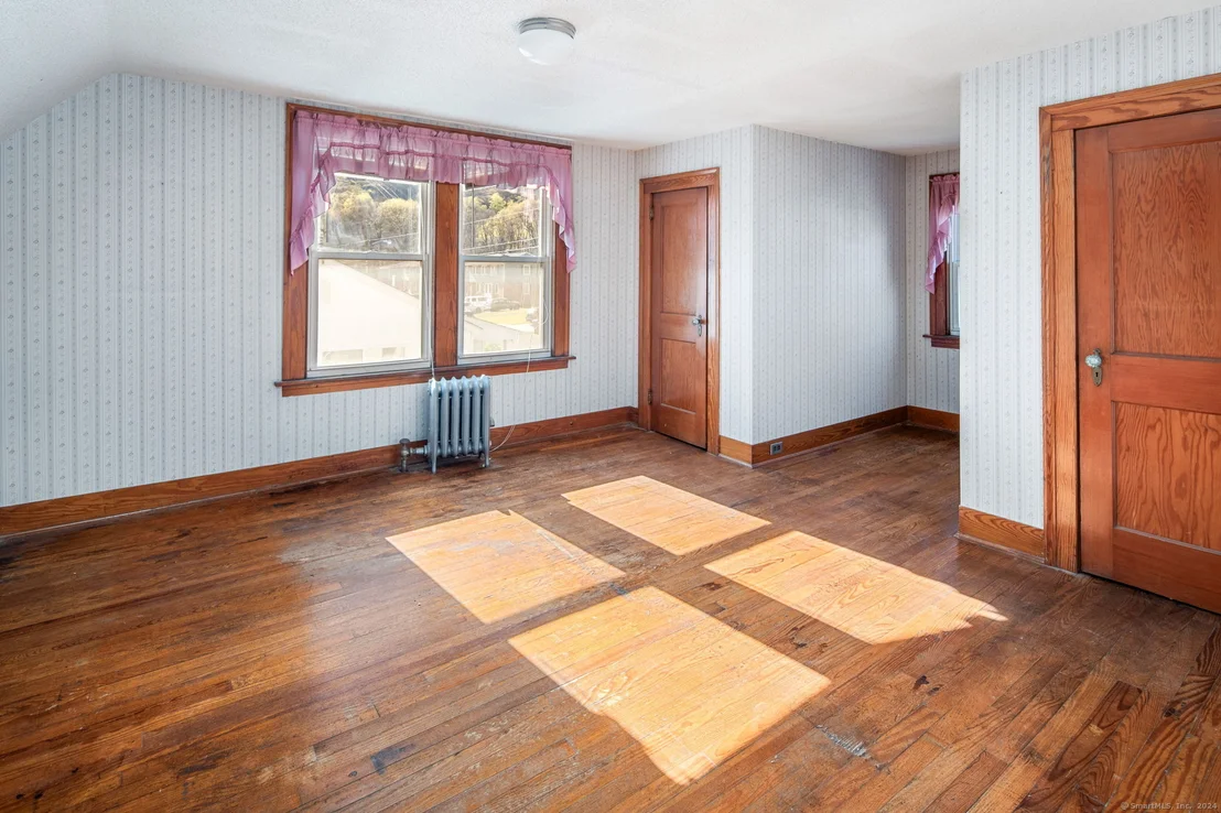 Photo of 25 Lillian Road