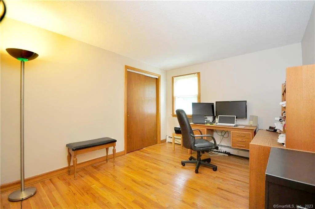 Photo of 5 Saxton Brook Drive