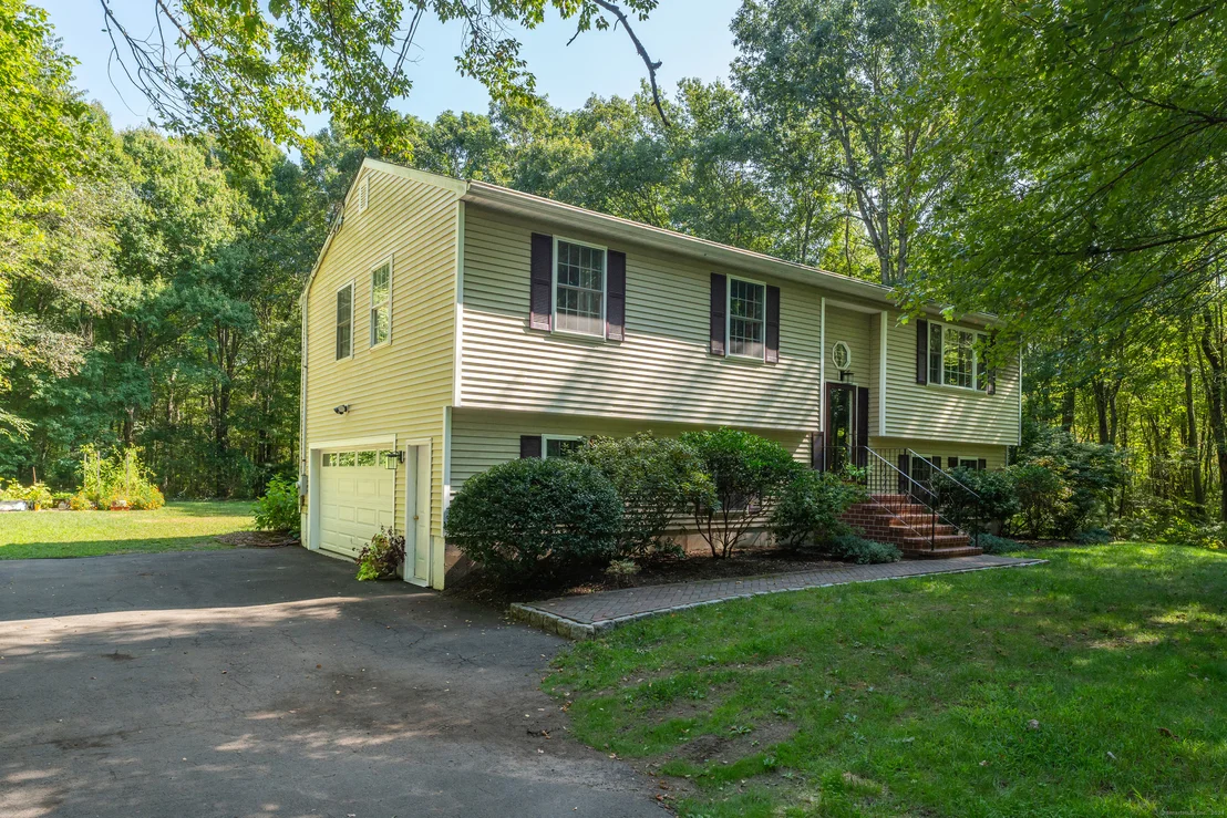Photo of 2270 Durham Road