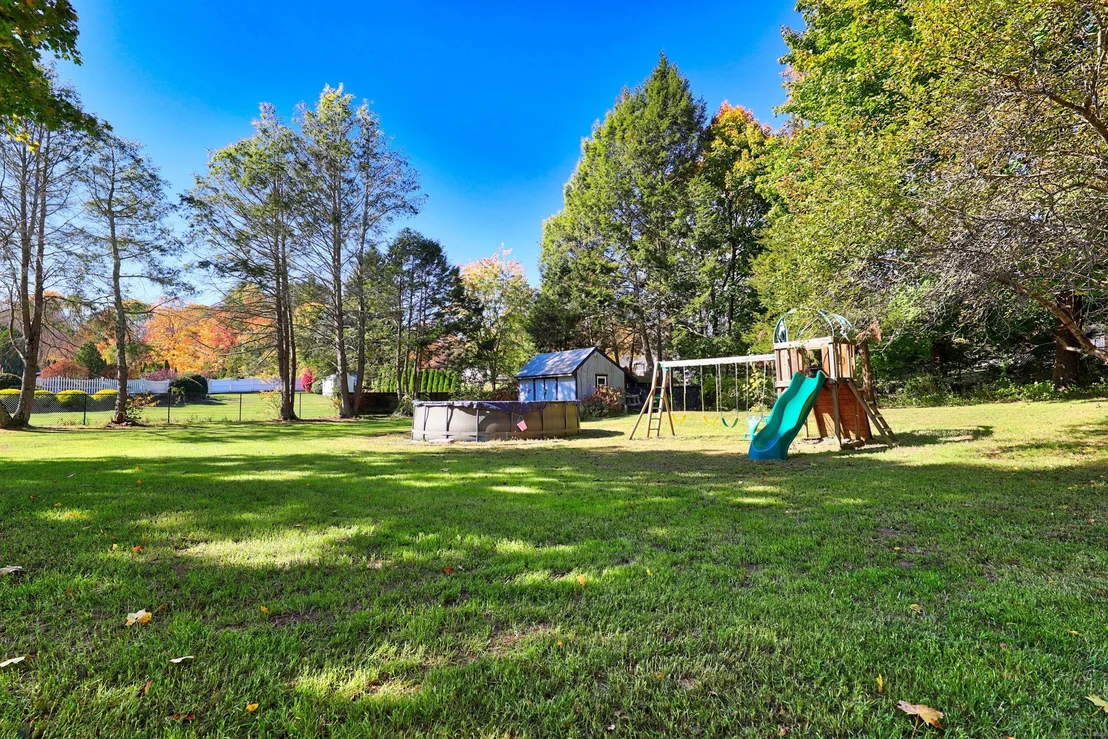 Photo of 39 Laura Drive
