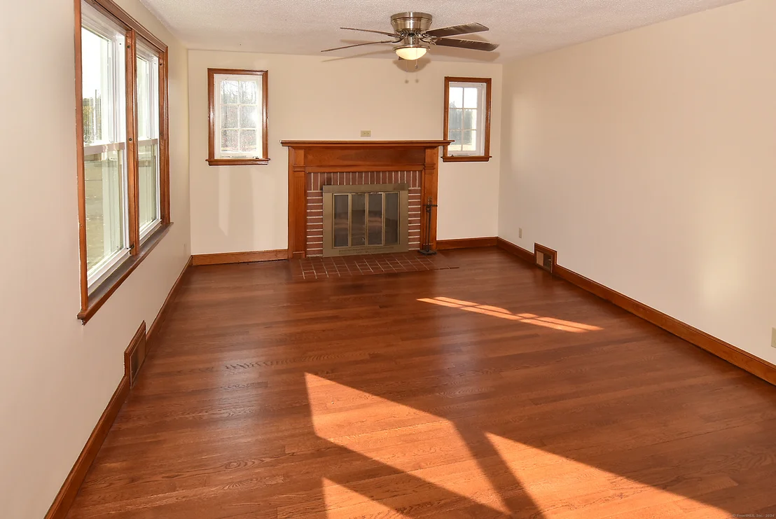 Photo of 650 Pigeon Hill Road