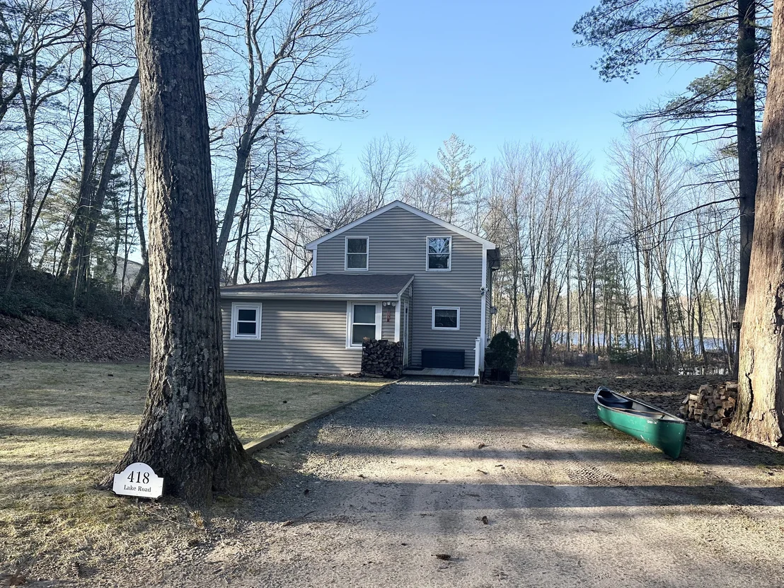 Photo of 418 Lake Road