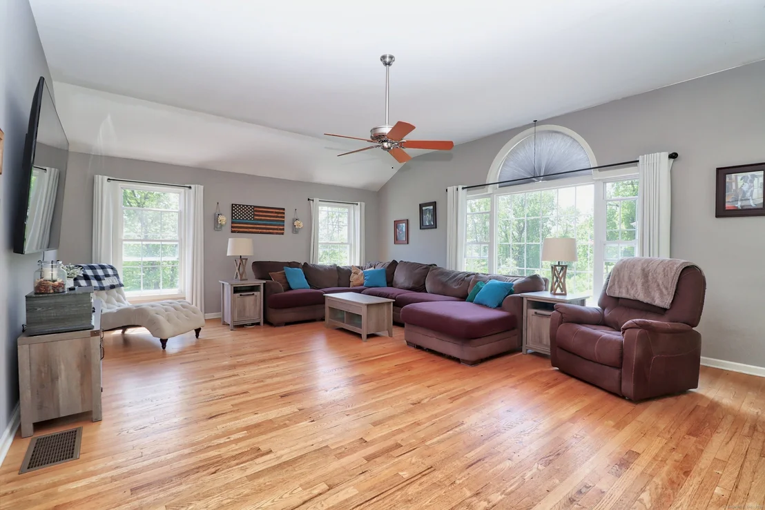 Photo of 45 Terese Road
