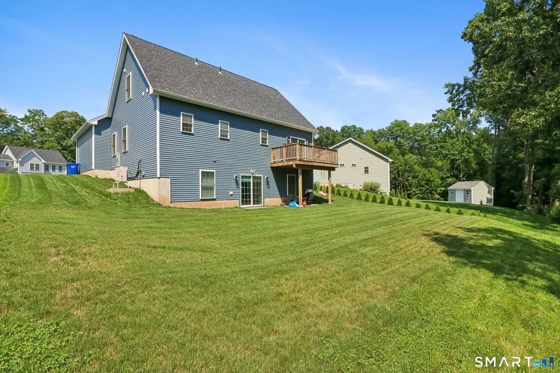 Photo of 44 River Road