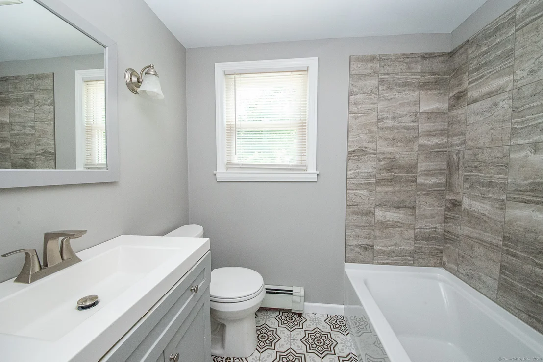Photo of 28 Dune Road