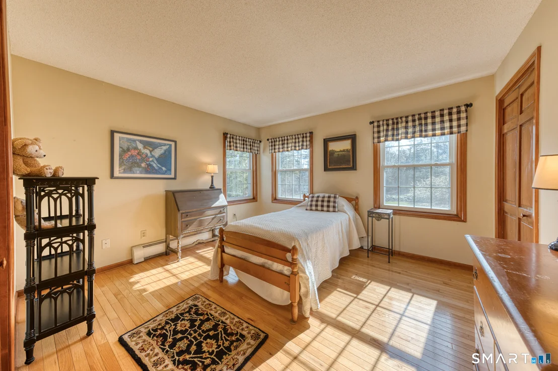 Photo of 1833 Mountain Road
