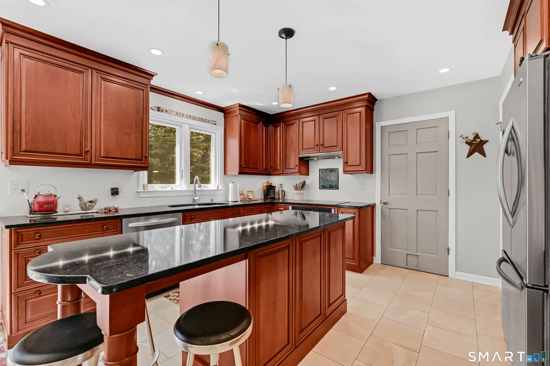 Photo of 107 Robin Drive