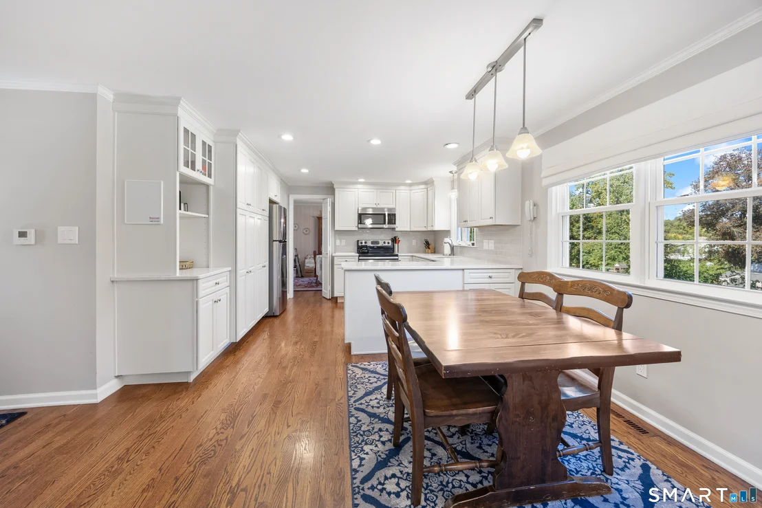 Photo of 450 Cardinal Lane