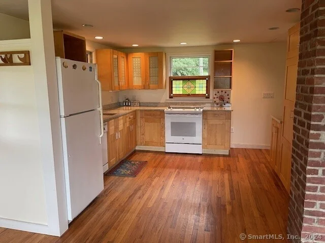 Photo of 8 Shore Grove Road