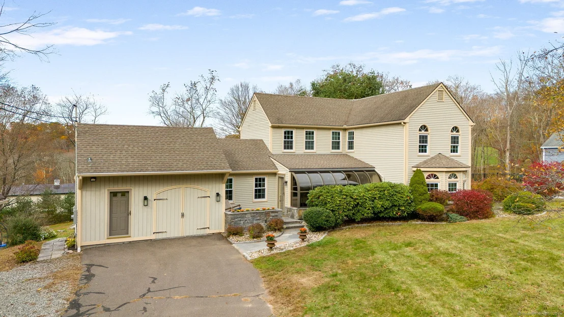 Photo of 297 Skinner Lane
