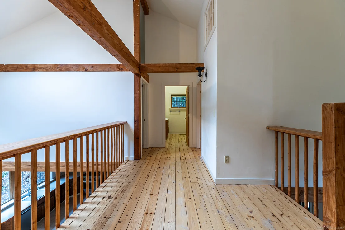Photo of 38 Mountain Lane