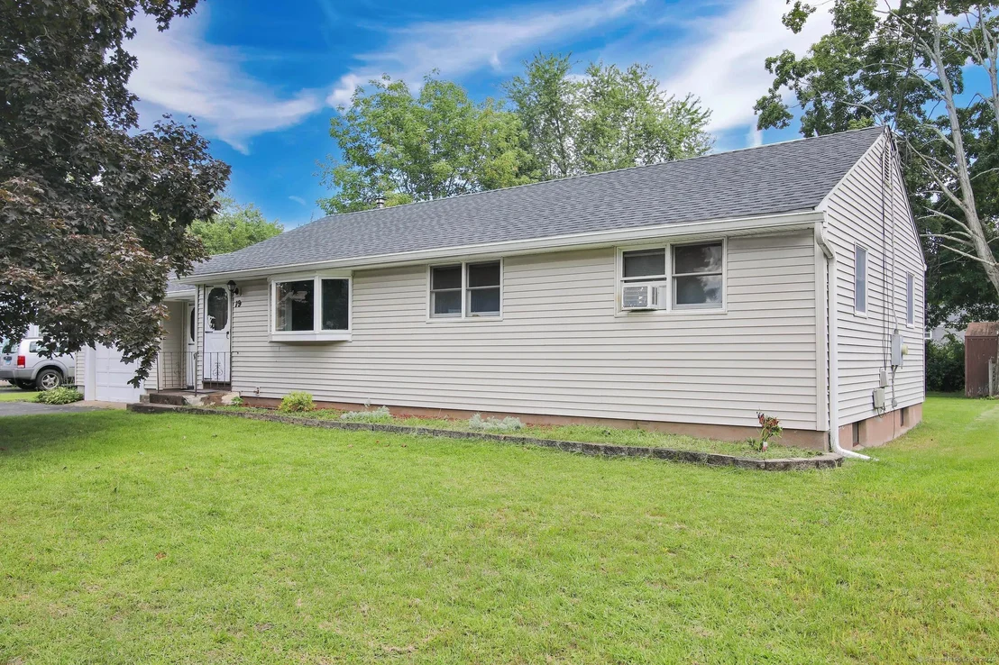 Photo of 19 Locke Drive