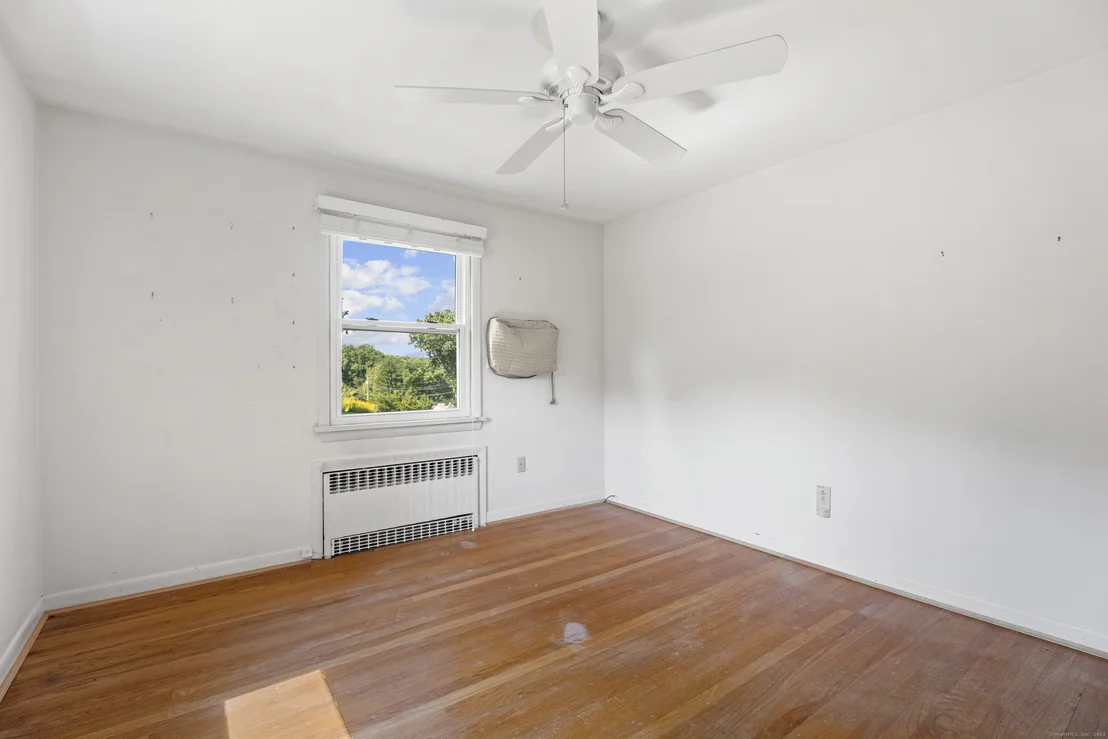 Photo of 43 Arrowhead Drive