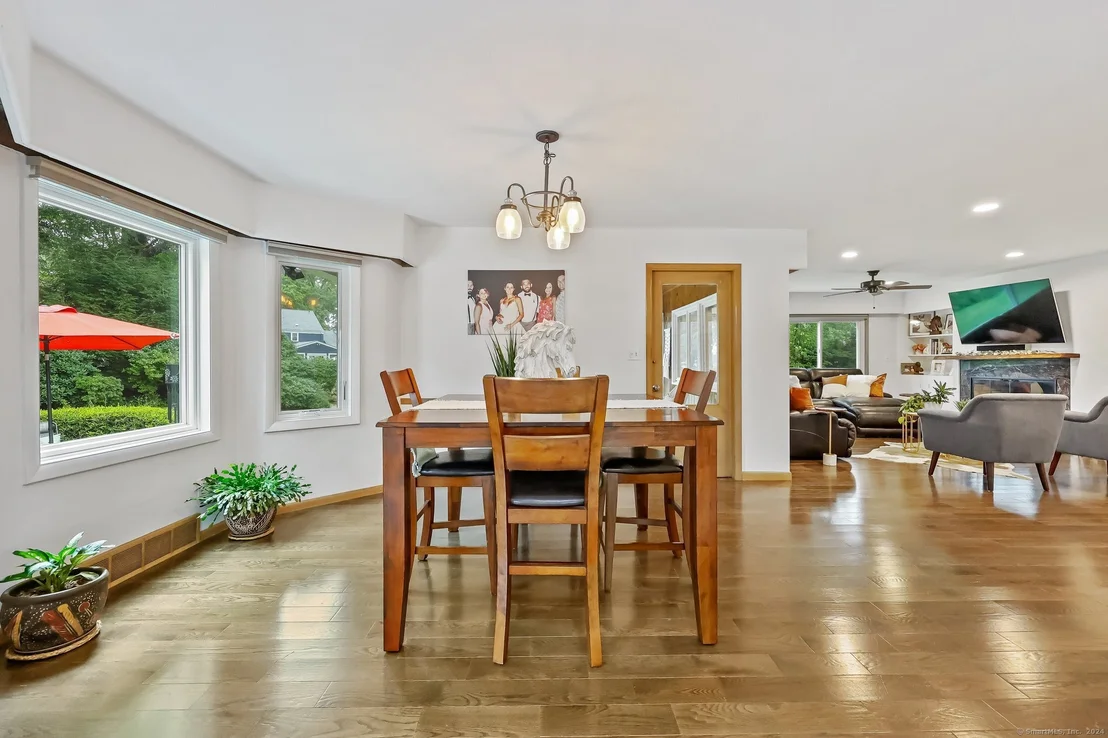 Photo of 109 Meadowcrest Drive