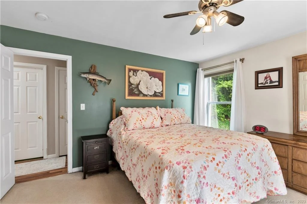 Photo of 1159 New Haven Road