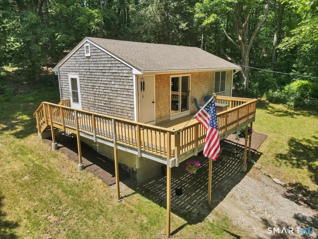 Photo of 43 Flagg Hill Road