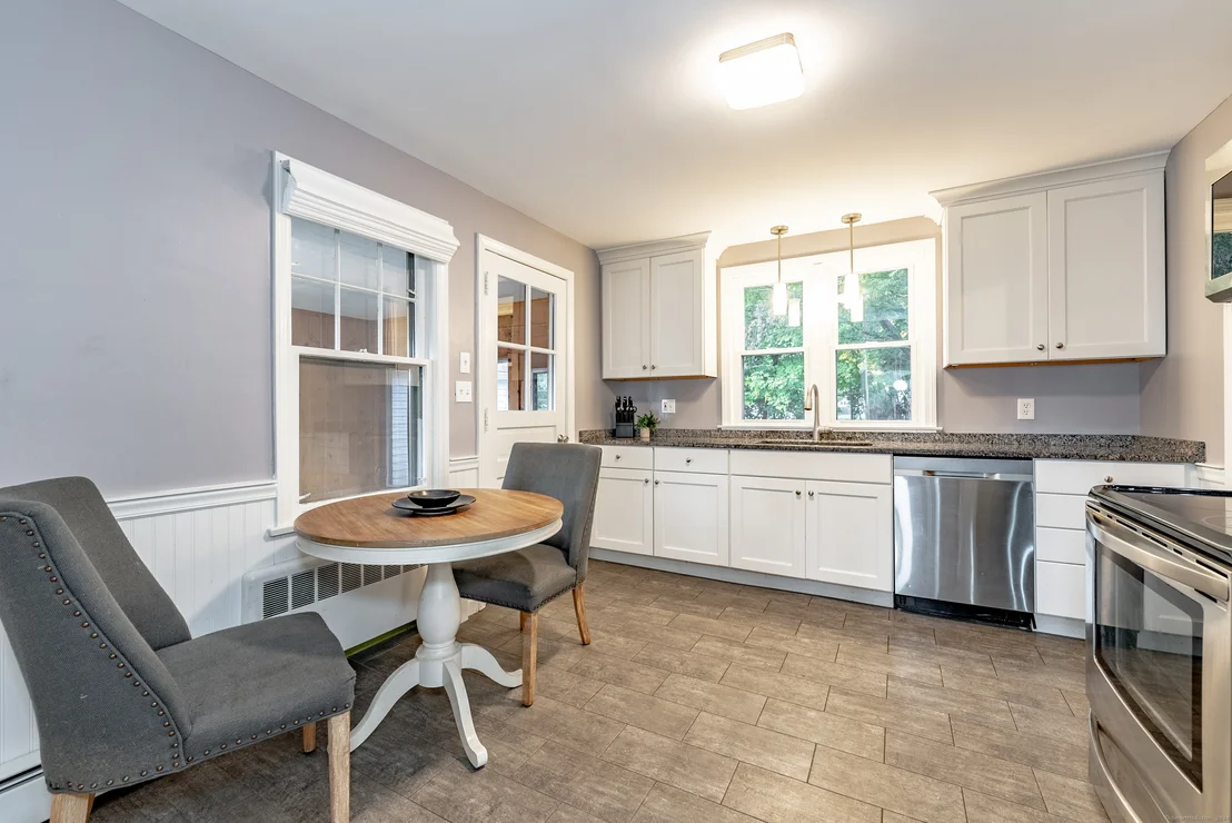 Photo of 8 Spier Avenue