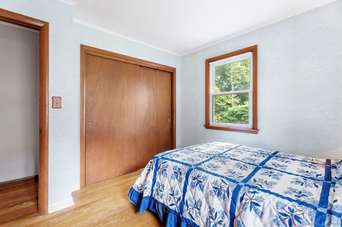 Photo of 2 Hickory Avenue
