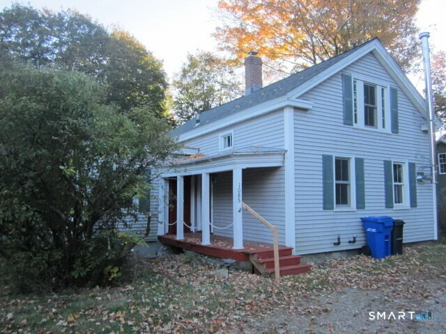 Photo of 1085 Main Street