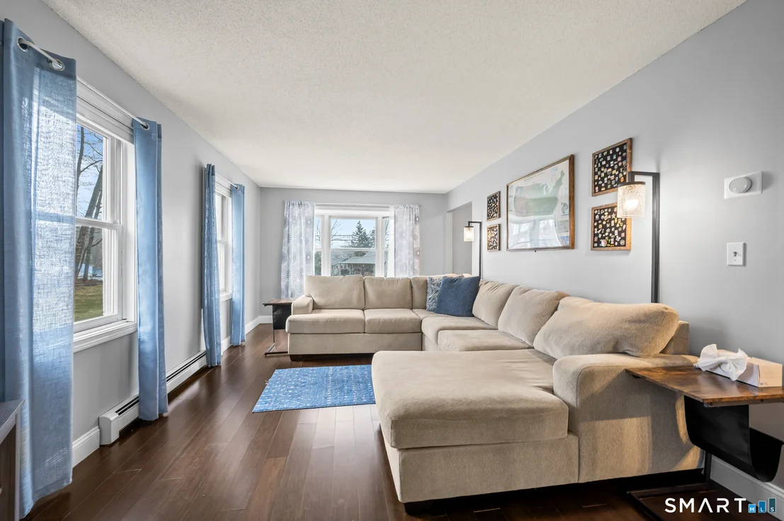 Photo of 146 Lakeside Drive