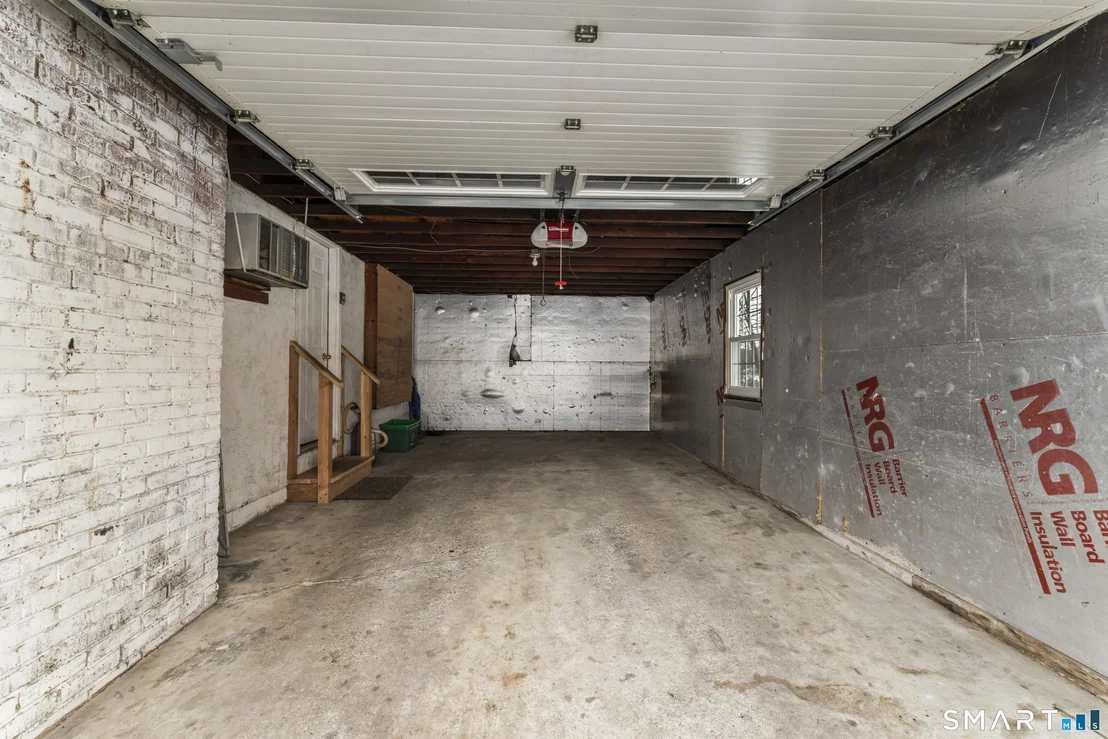 Photo of 6 Crestwood Drive