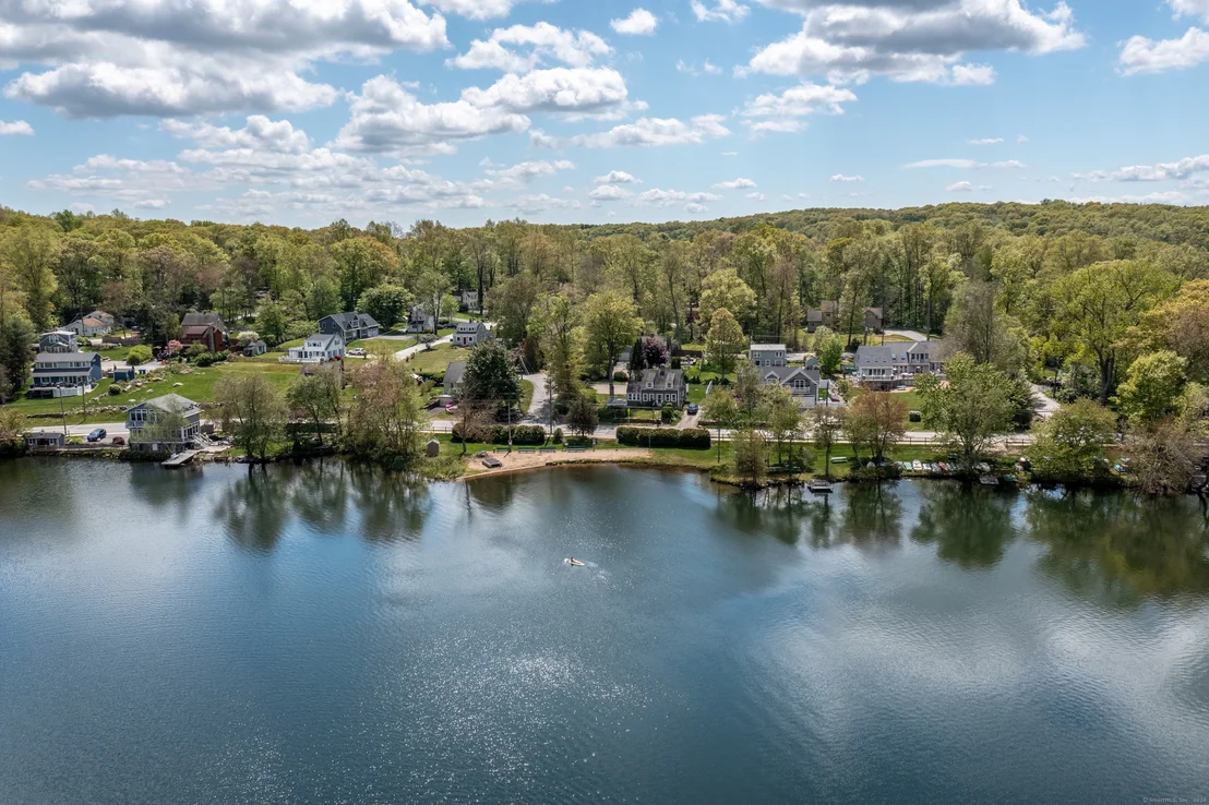 Photo of 59 Lafayette Road