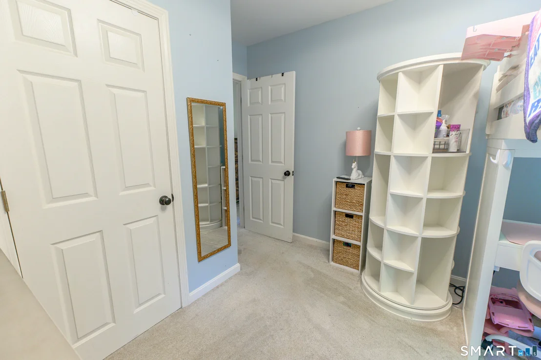 Photo of 847 Sterling Road