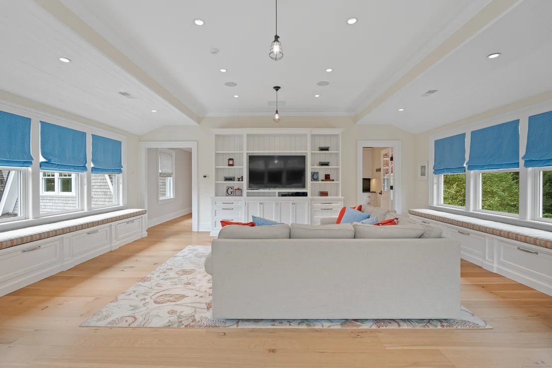 Photo of 294 Maple Road