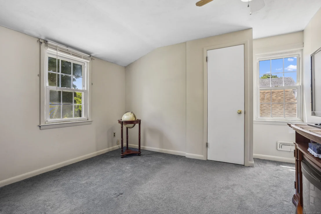 Photo of 150 Walnut Street