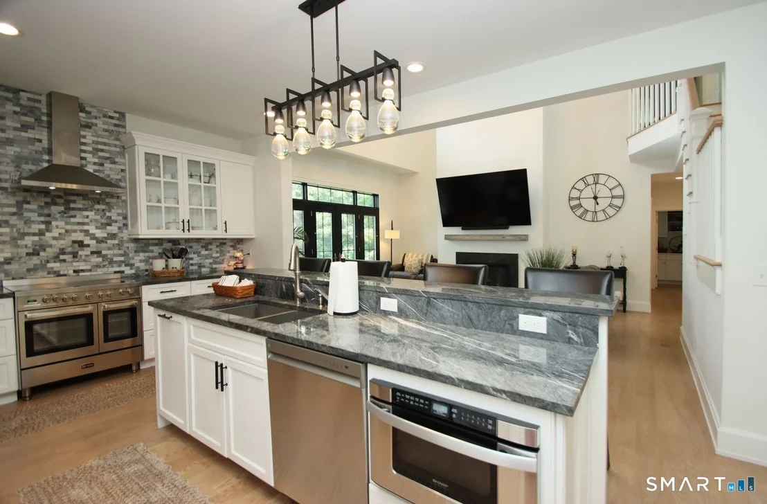 Photo of 773 Avon Road
