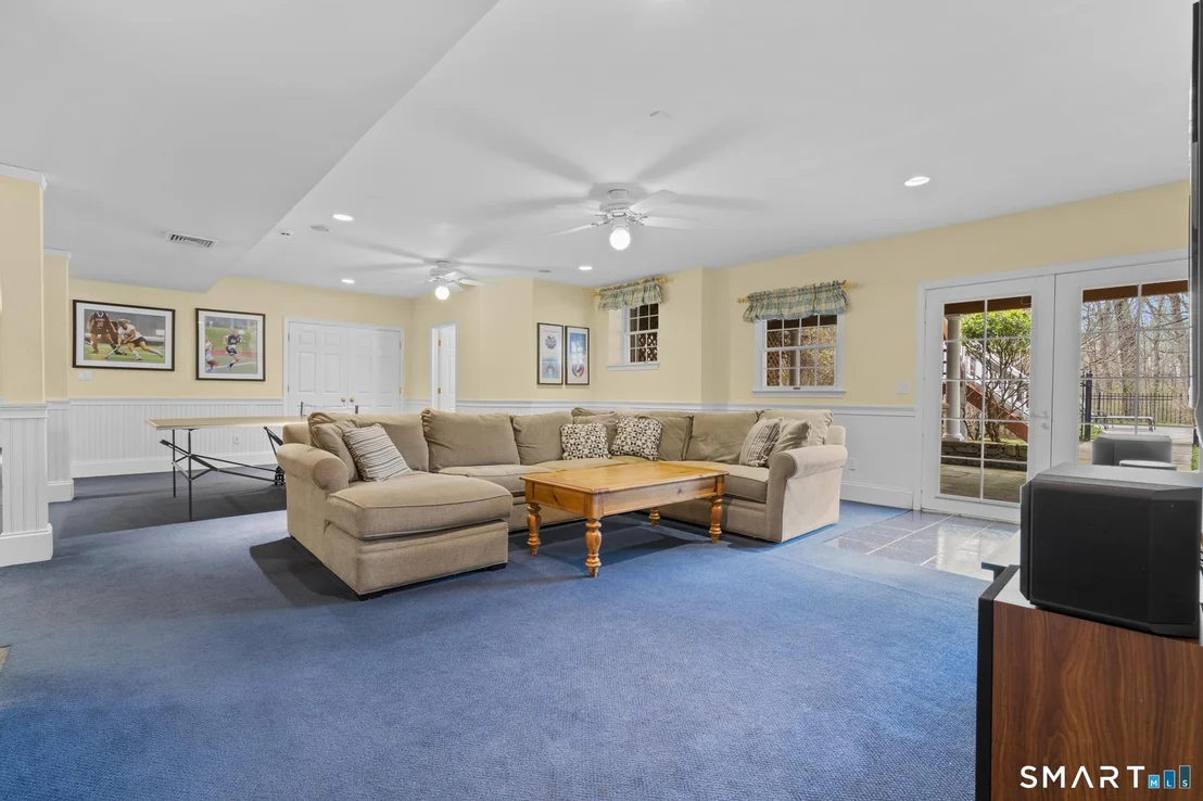 Photo of 8 Maplewood Lane